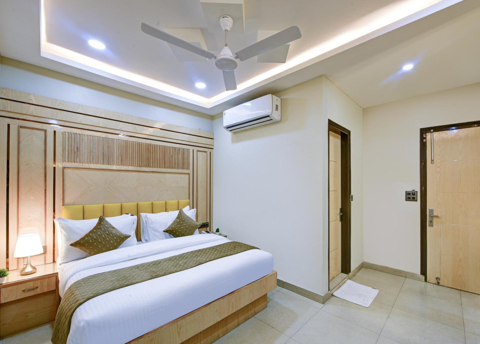 New Frontier - 2 Mins From Old Delhi Railway Station & Chandni Chowk Ngoại thất bức ảnh
