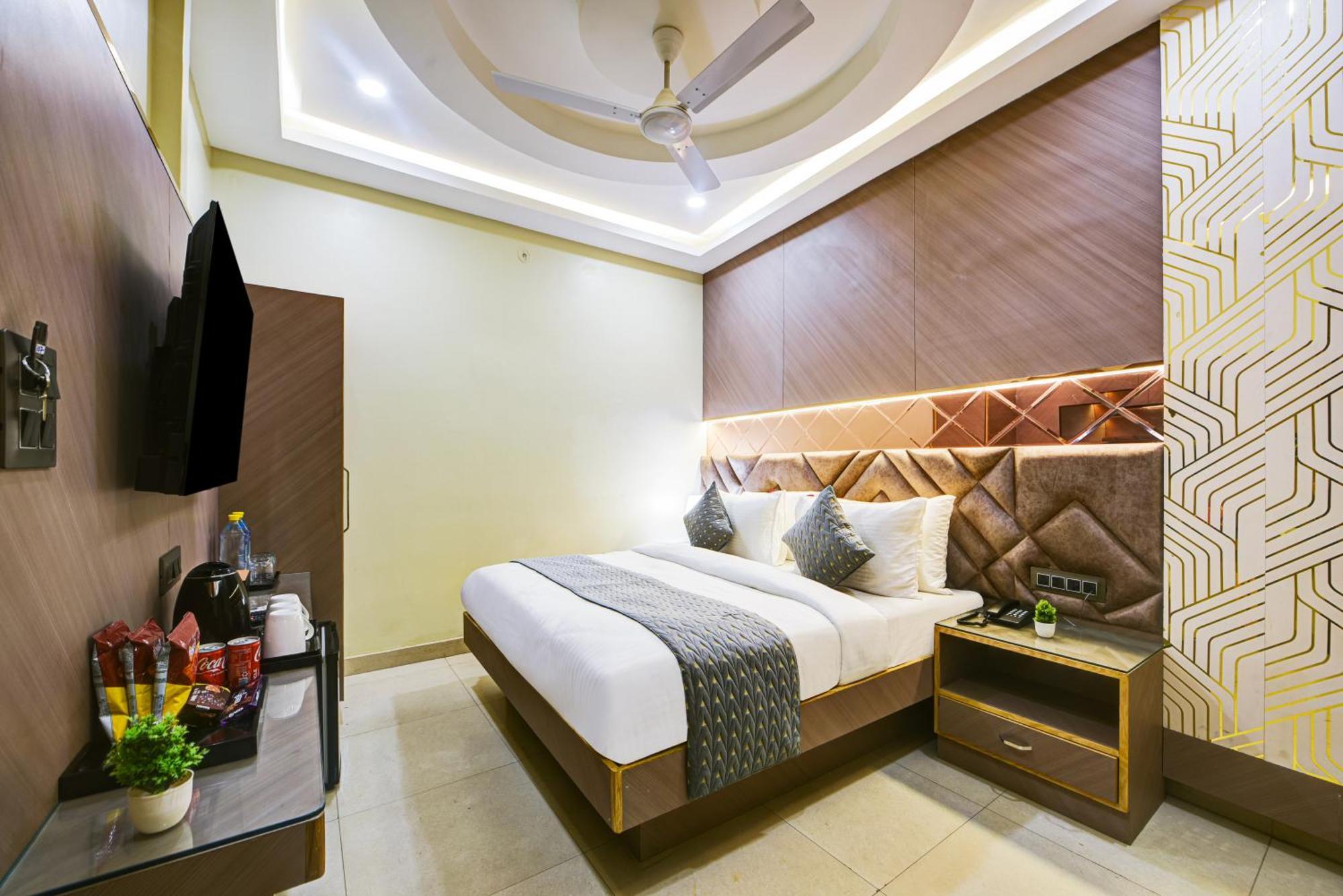 New Frontier - 2 Mins From Old Delhi Railway Station & Chandni Chowk Ngoại thất bức ảnh