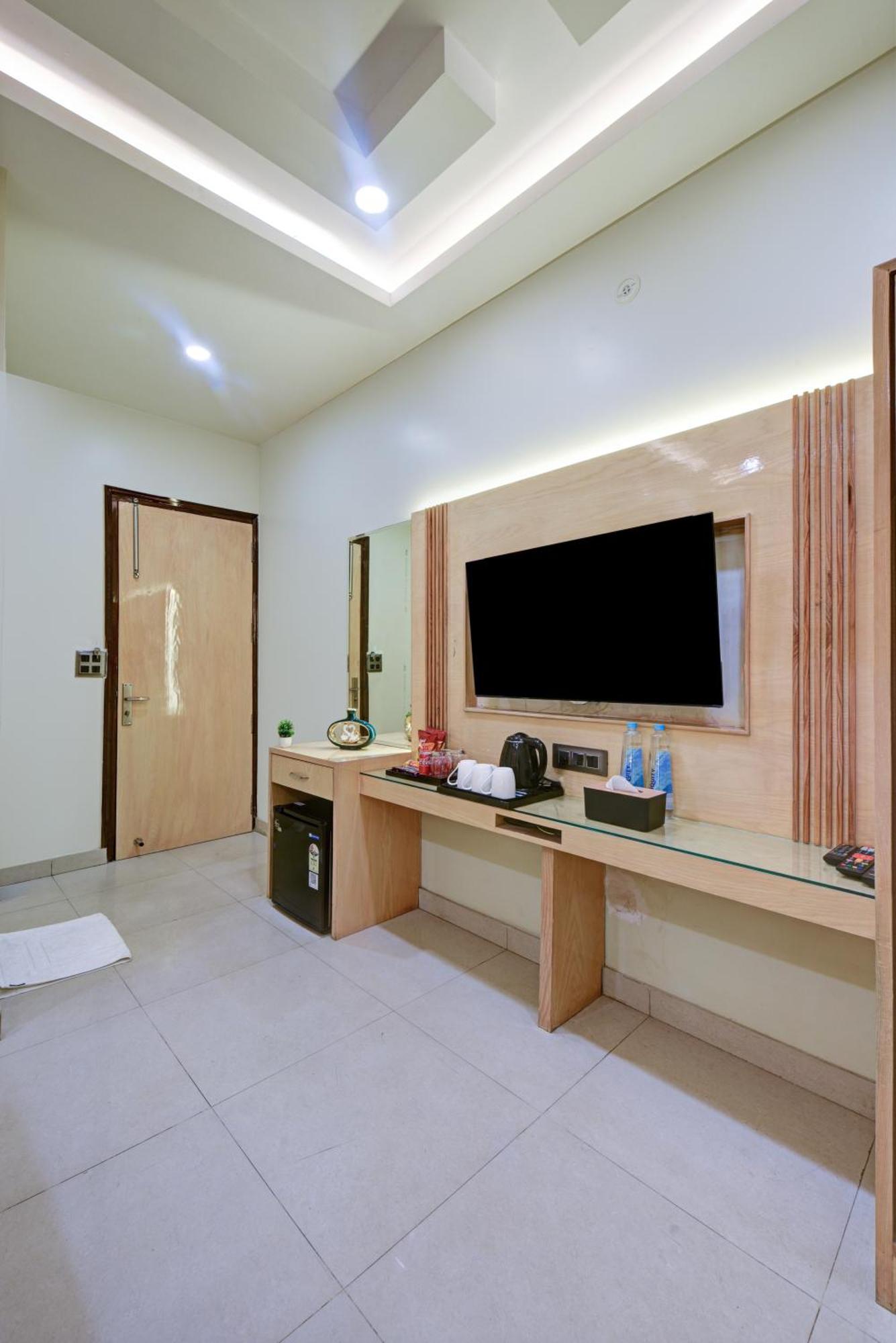 New Frontier - 2 Mins From Old Delhi Railway Station & Chandni Chowk Ngoại thất bức ảnh