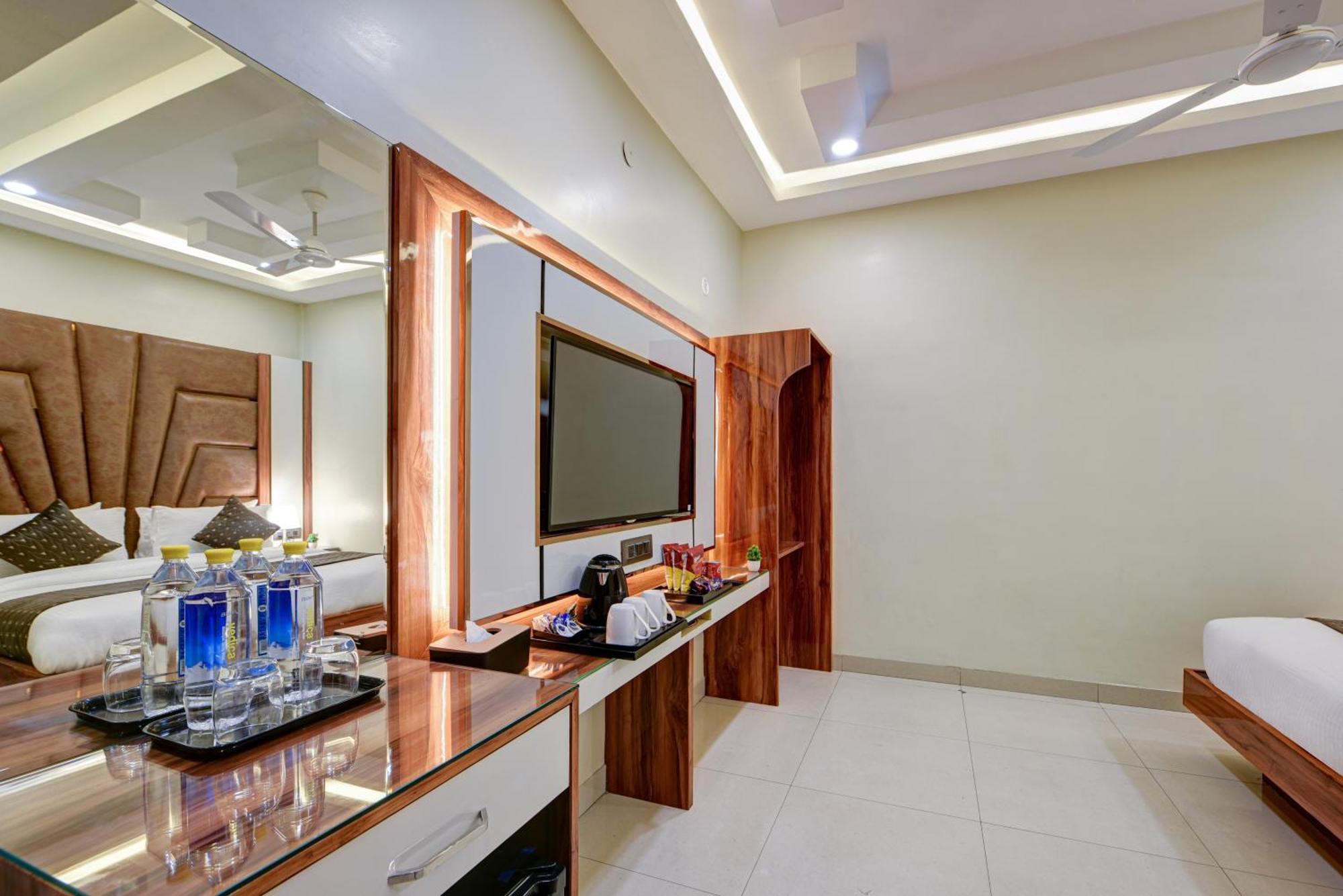 New Frontier - 2 Mins From Old Delhi Railway Station & Chandni Chowk Ngoại thất bức ảnh