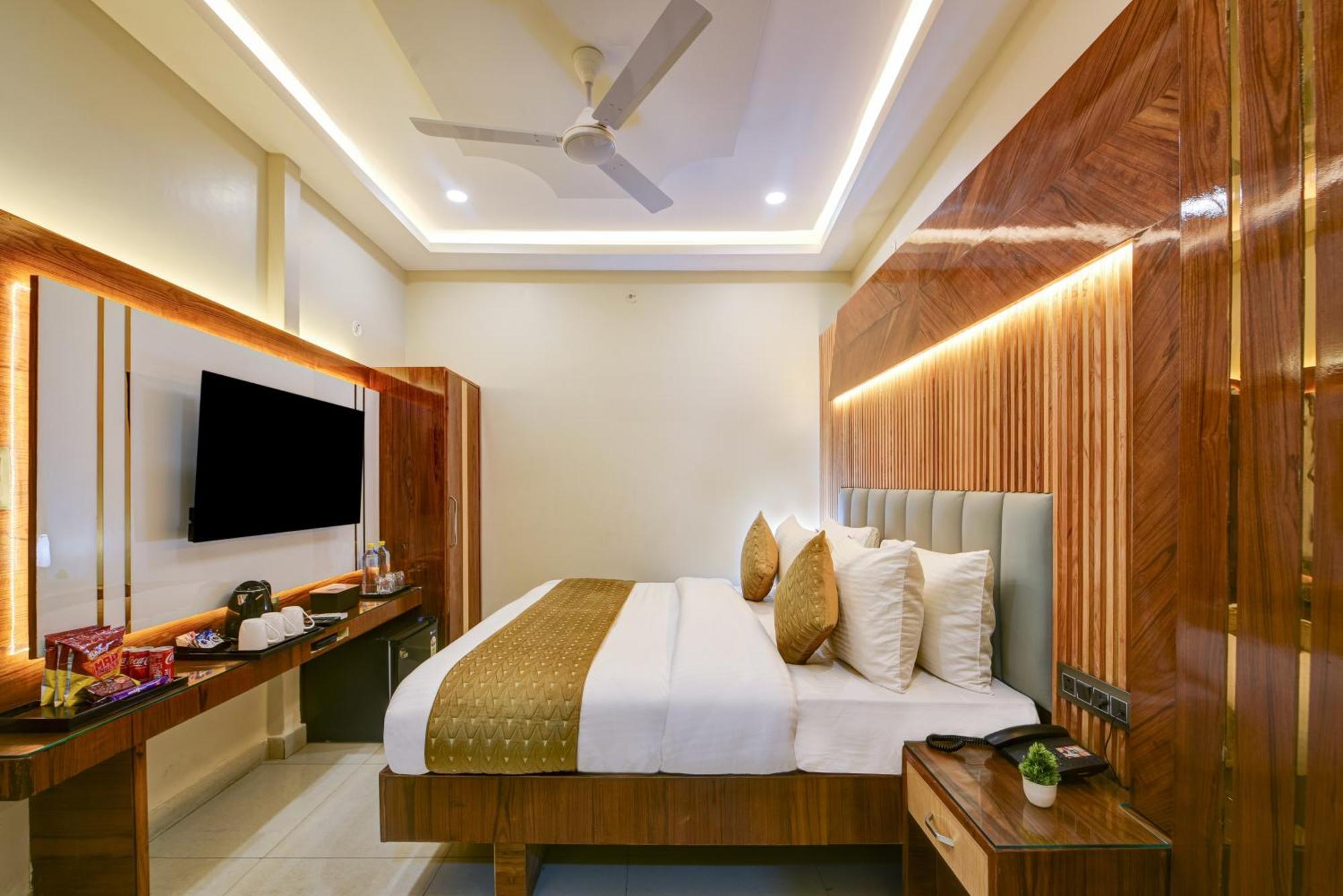 New Frontier - 2 Mins From Old Delhi Railway Station & Chandni Chowk Ngoại thất bức ảnh