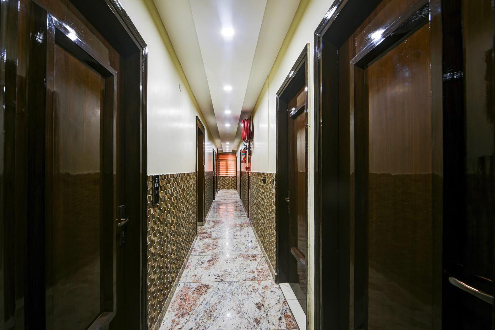 New Frontier - 2 Mins From Old Delhi Railway Station & Chandni Chowk Ngoại thất bức ảnh