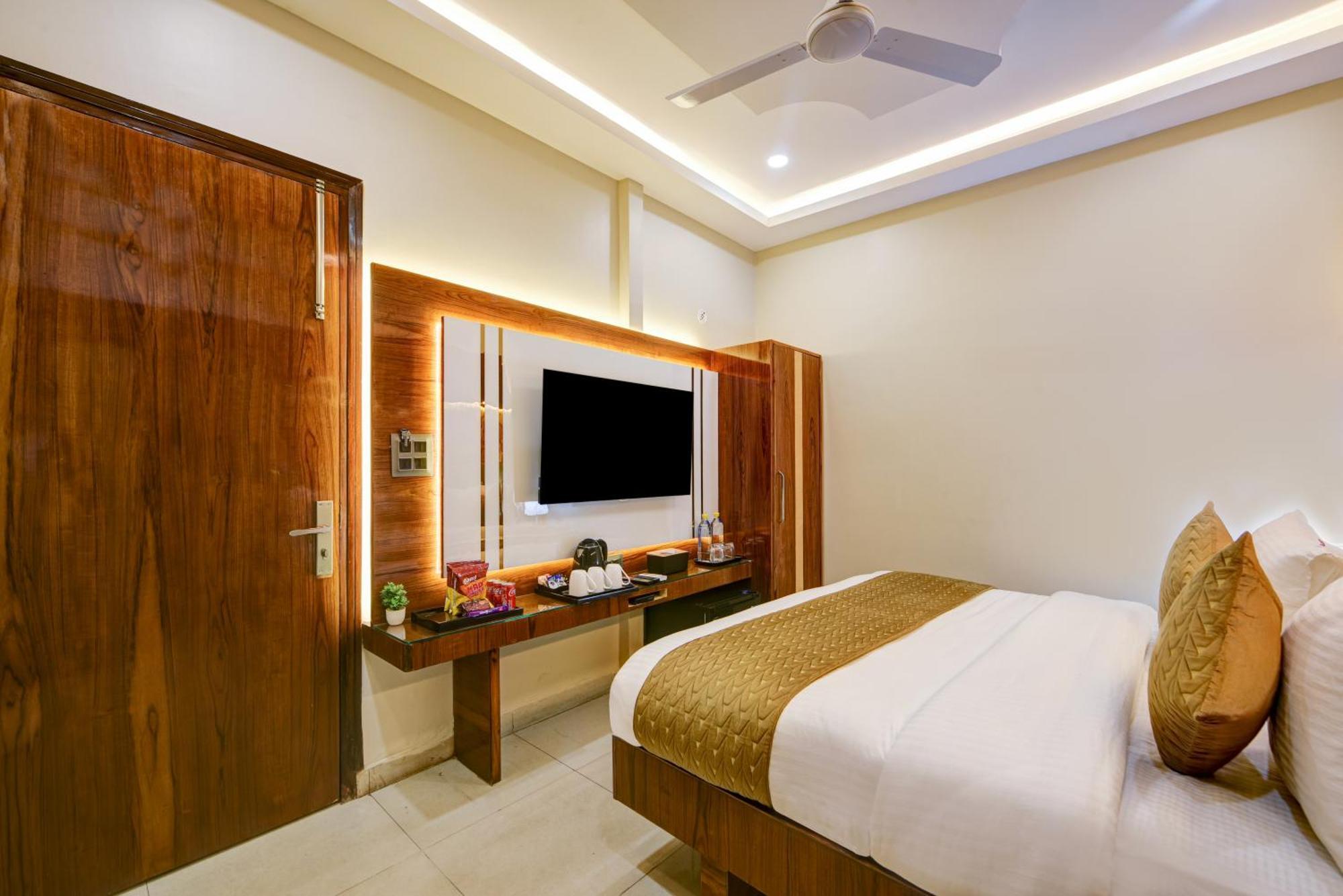 New Frontier - 2 Mins From Old Delhi Railway Station & Chandni Chowk Ngoại thất bức ảnh