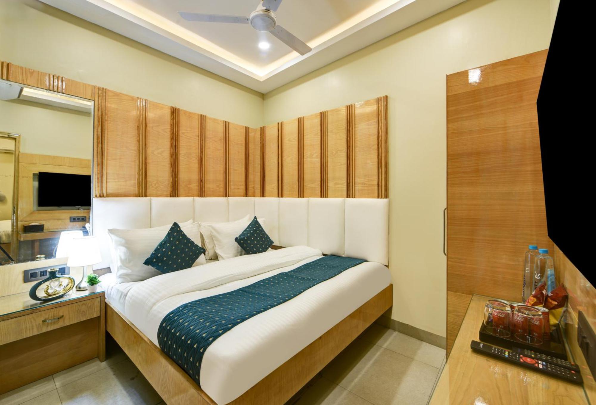 New Frontier - 2 Mins From Old Delhi Railway Station & Chandni Chowk Ngoại thất bức ảnh