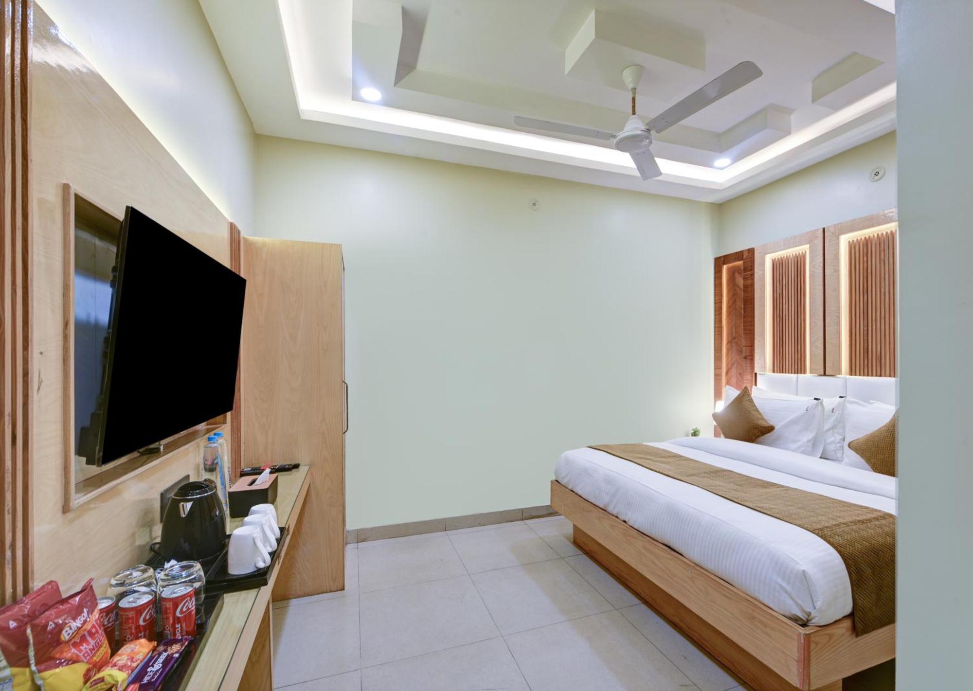 New Frontier - 2 Mins From Old Delhi Railway Station & Chandni Chowk Ngoại thất bức ảnh